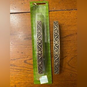 2 Vtg Amerock Renaissance Cabinet Drawer Door Pull Handle Antique English Finish